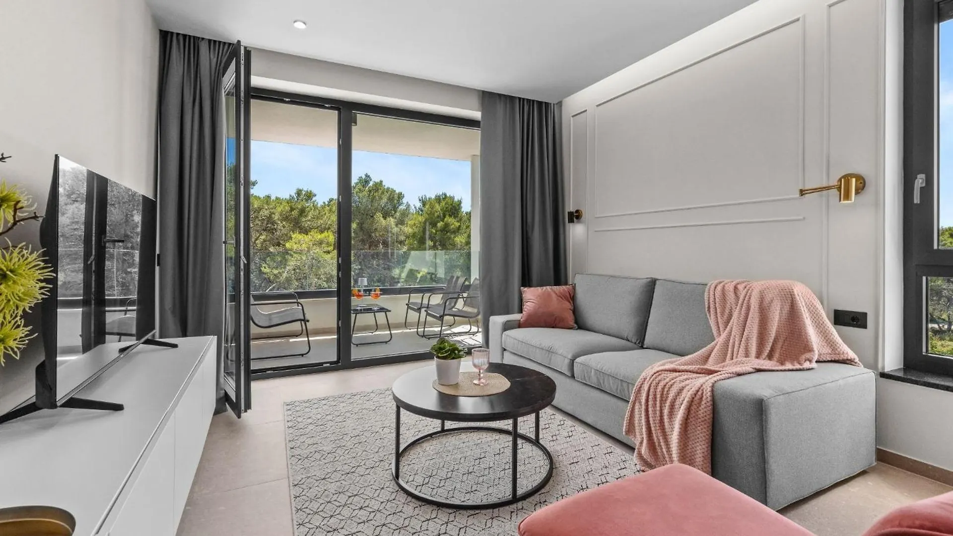 Pollentia 201 Adriana (Adults Only) Apartment Pula
